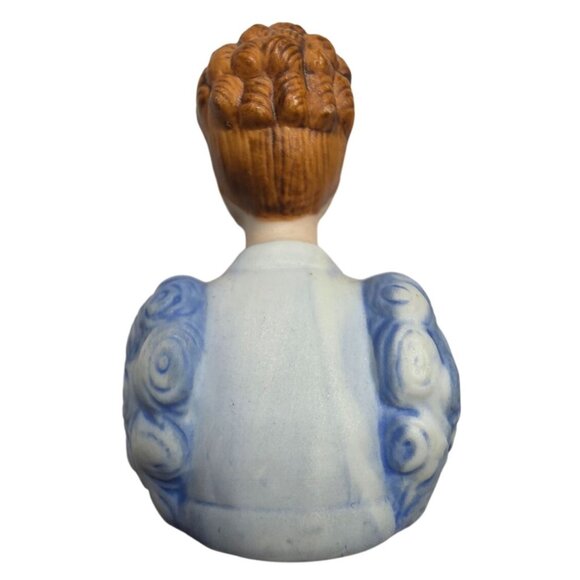 Vtg Avon thimble 1983 Porcelain Bust Figurine ladies of fashion 30s Blue white - Picture 2 of 5